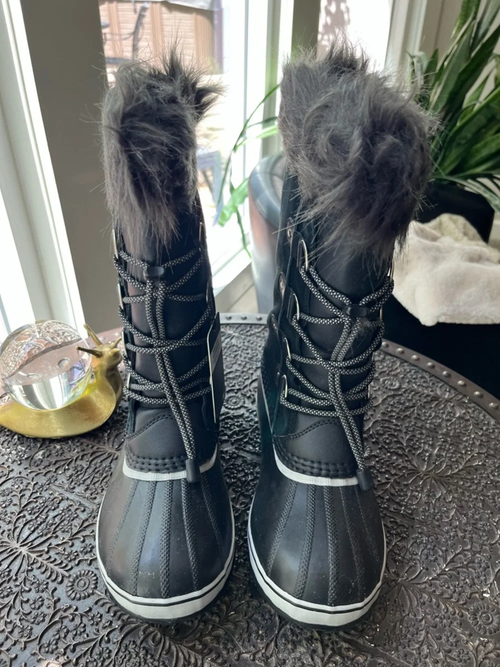 SOREL JOAN OF ARCTIC WATERPROOF BOOTS IN BLACK DOVE 7 Y 8 W 39 EU
